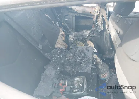 2017 Hyundai Veloster Value Edition из США, поврежденный, VIN KMHTC6AD2HU320364